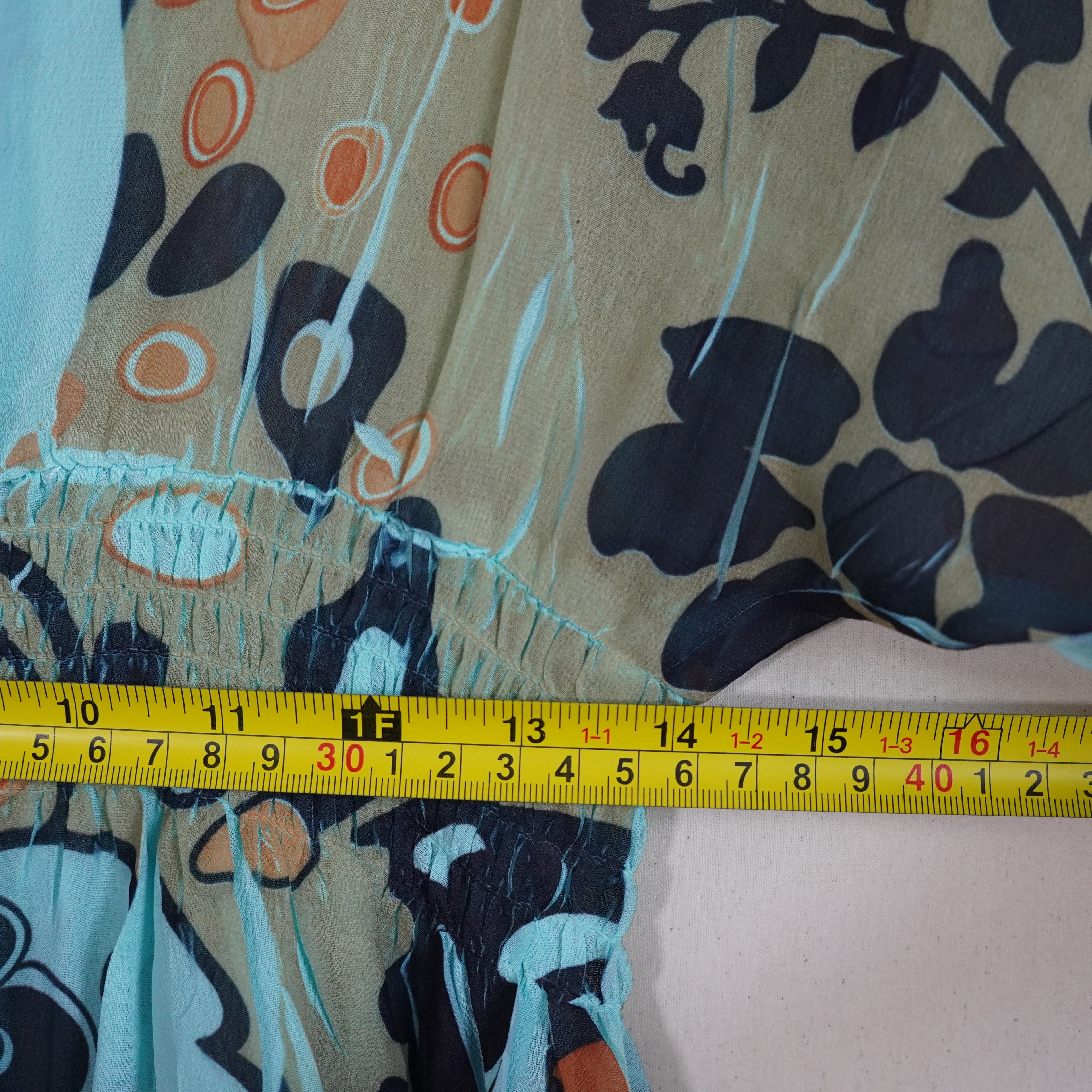 Unique Spectrum Floral Blouse | Y2K | Medium