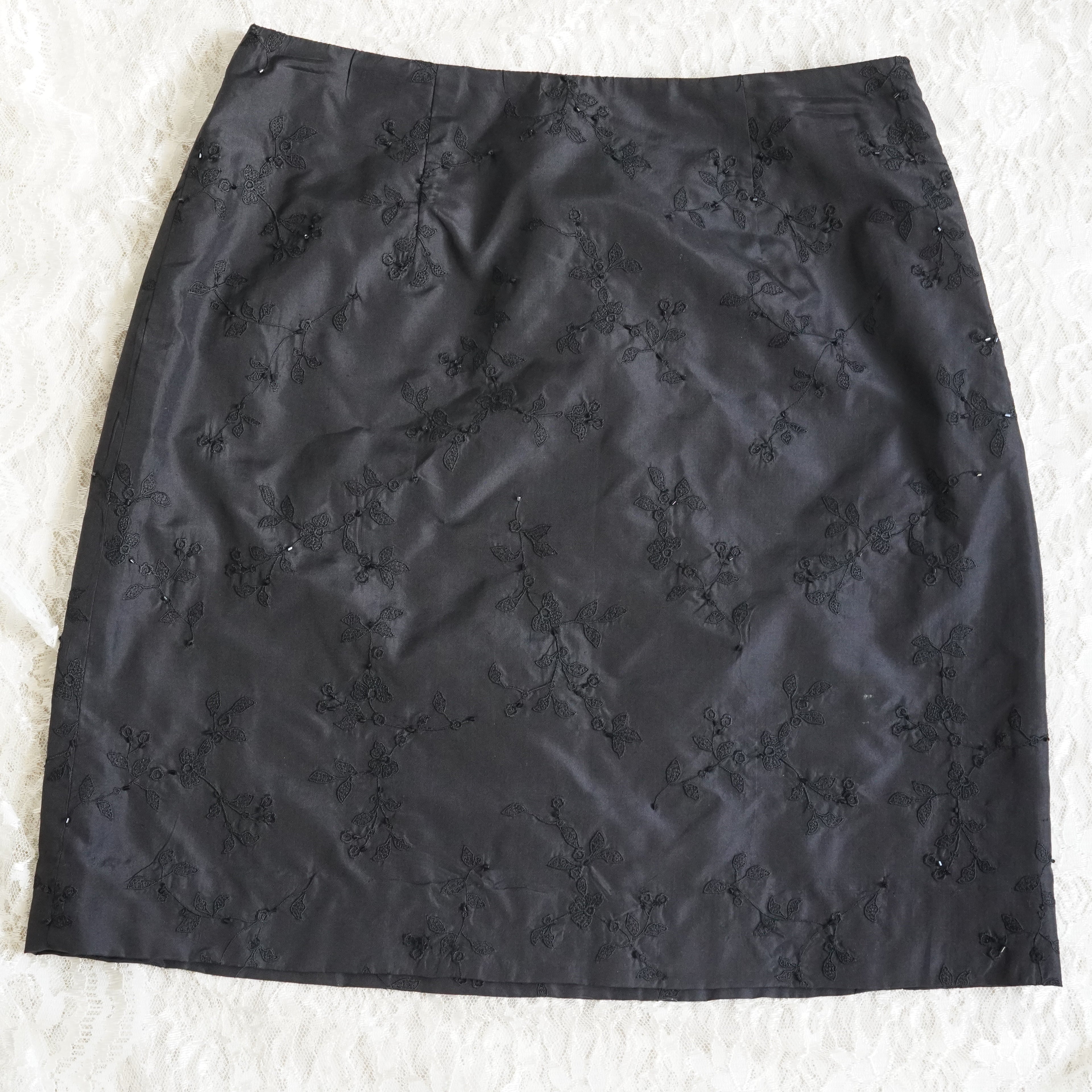 Ann Taylor Silk Embroidered Pencil Skirt