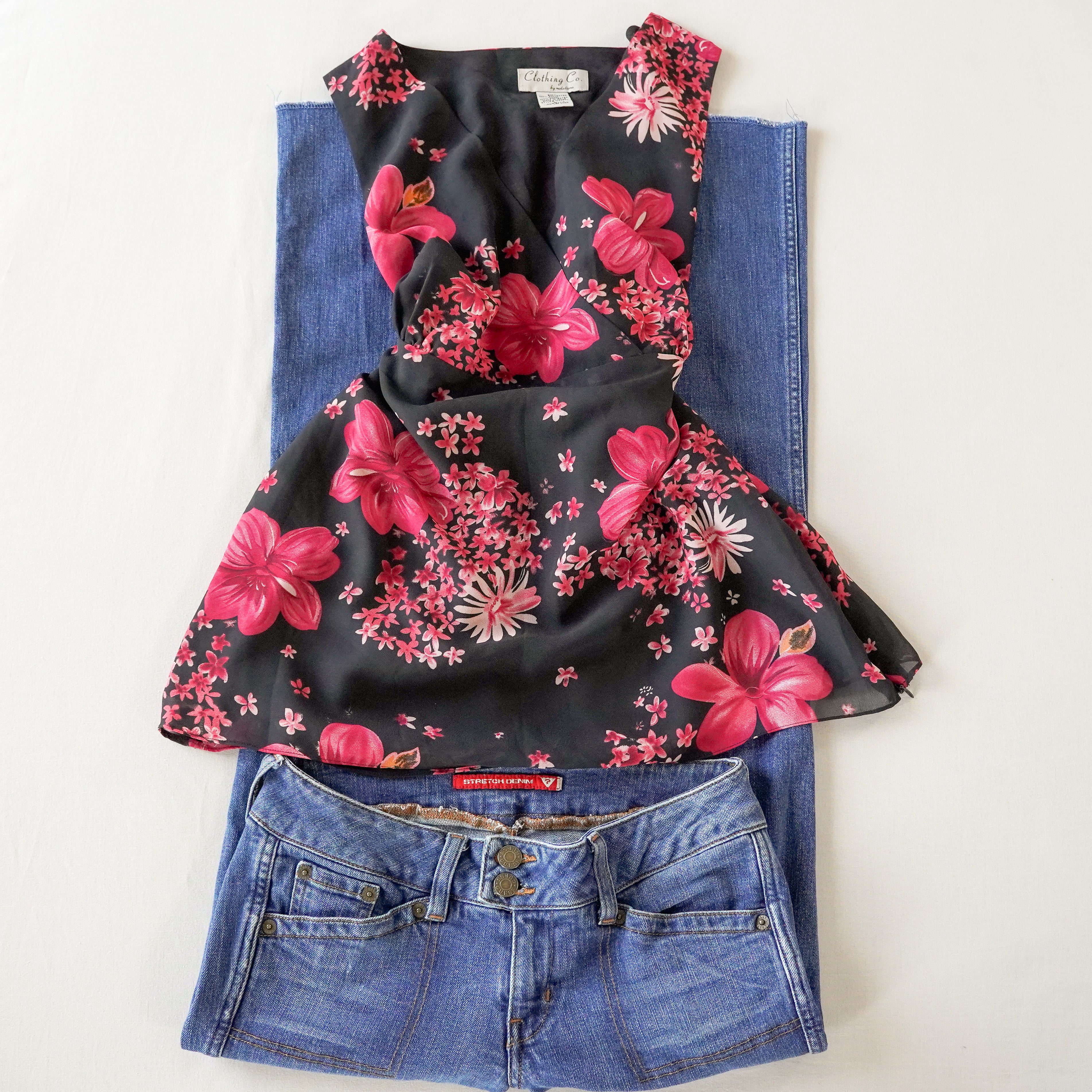 Clothing Co by Notations Floral Blouse | Y2K | Large