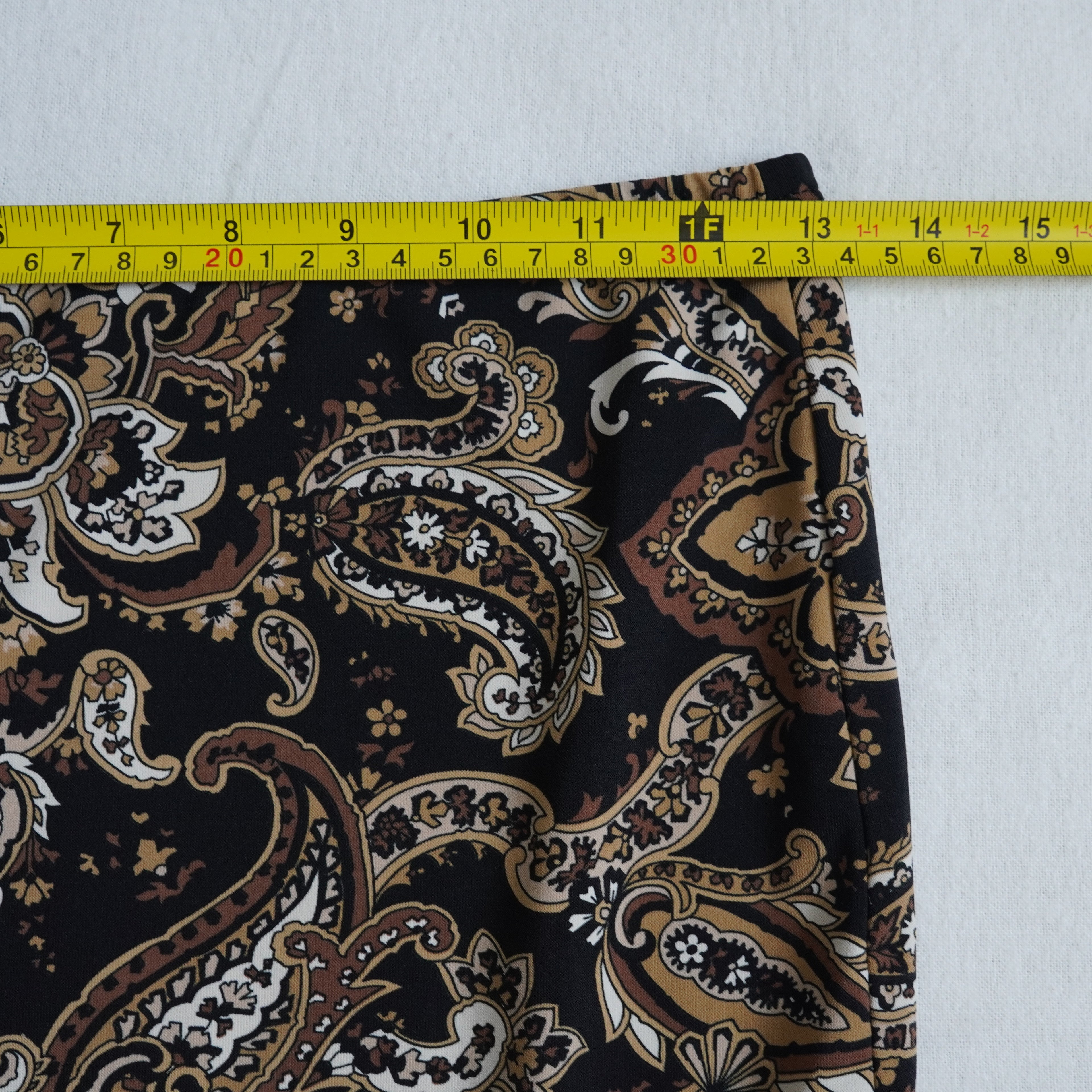 BCBGMAXAZRIA Paisley Ruffle Hem Midi Skirt | XS