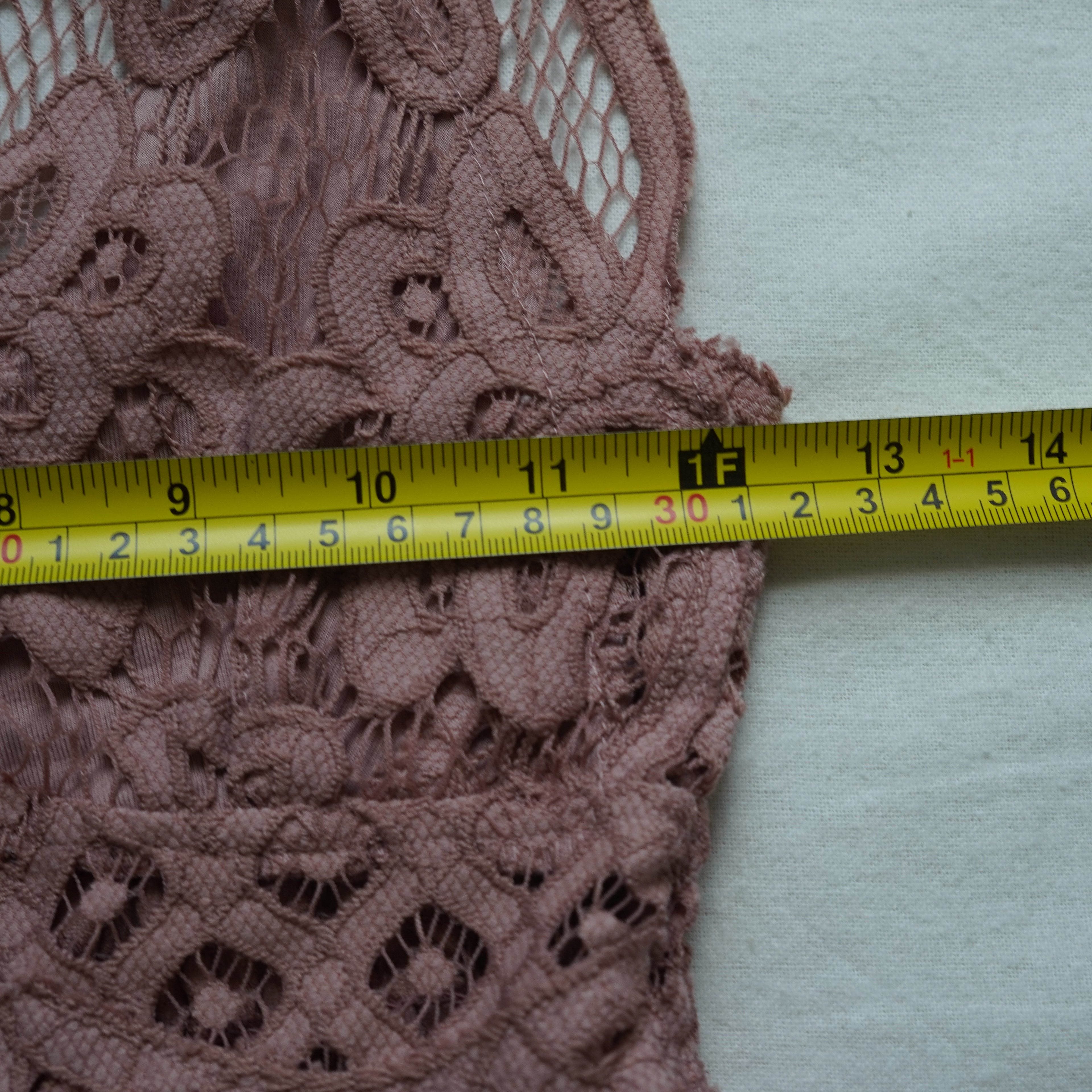 Free People Dusty Rose Lace Crochet Ruffle Cami | XS