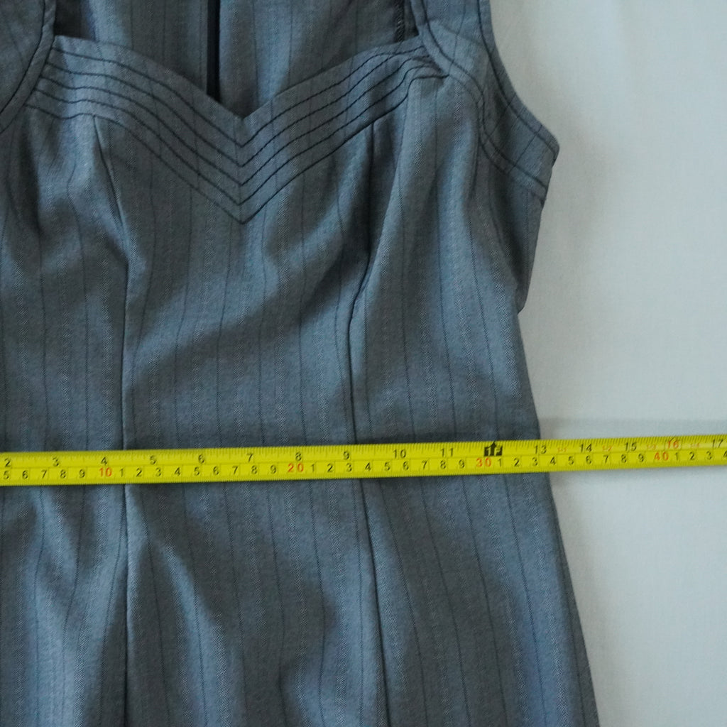 XOXO Gray Pinstripe Sheath Dress | Y2K | Size 1/2