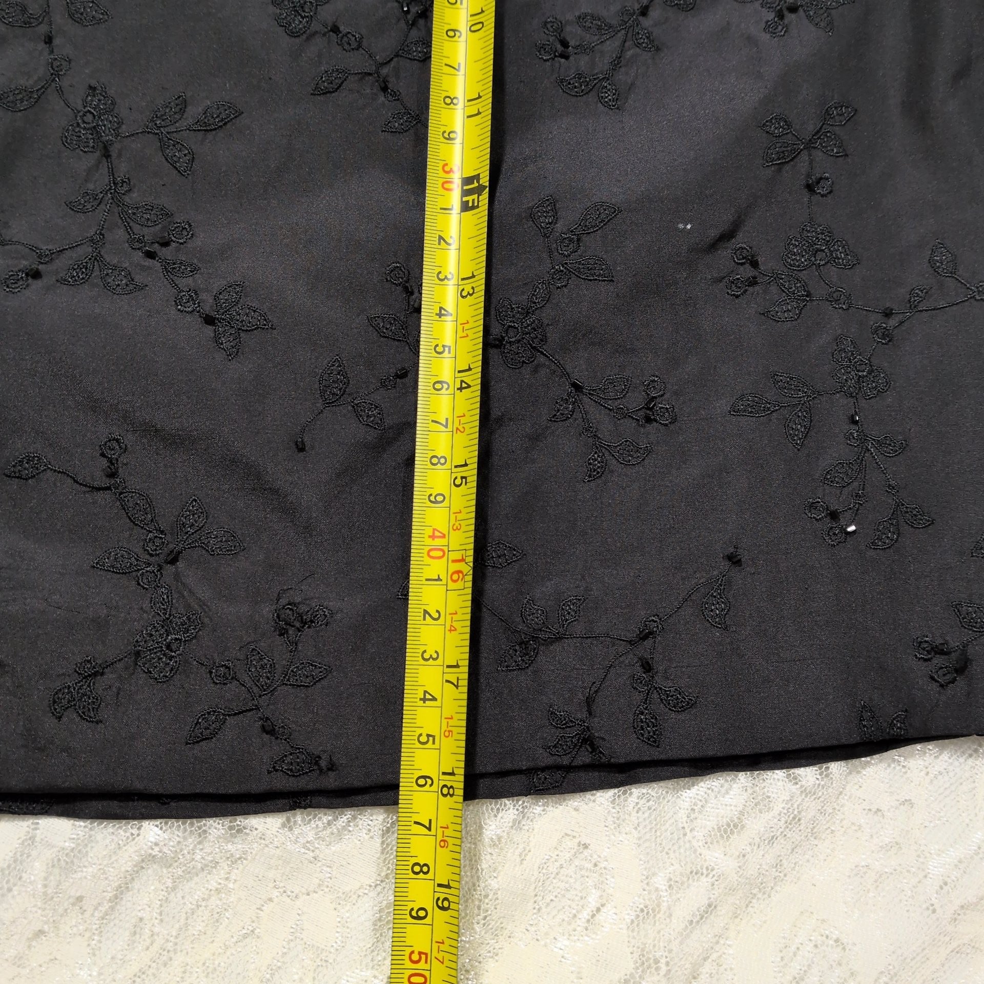 Ann Taylor Silk Embroidered Pencil Skirt