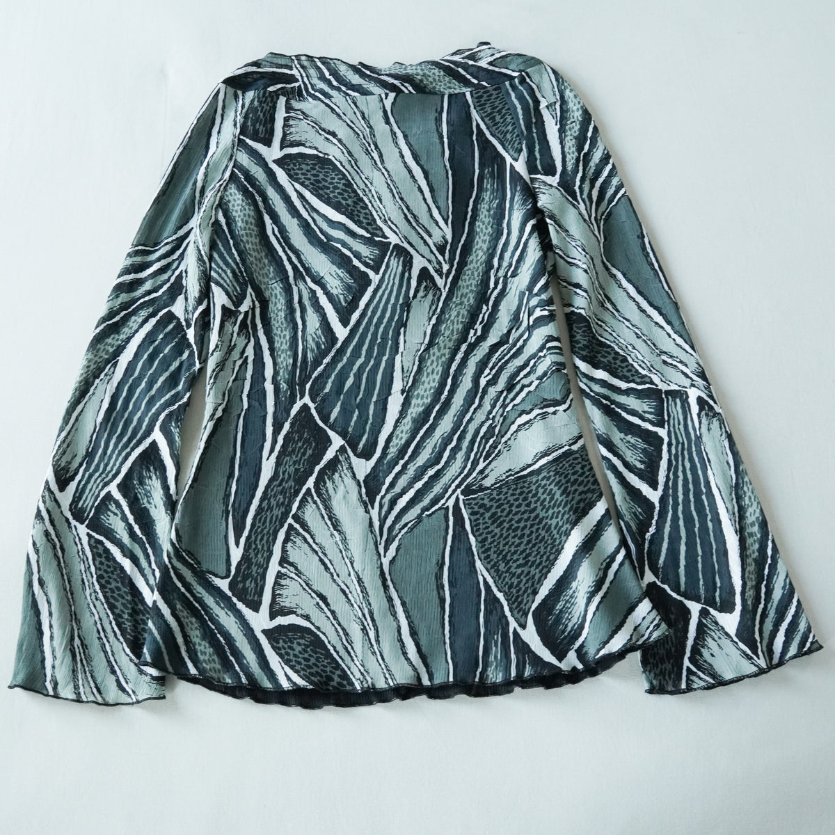 Alberto Makali Abstract Print Ring Detail Bell Sleeve Blouse | Y2K | Small