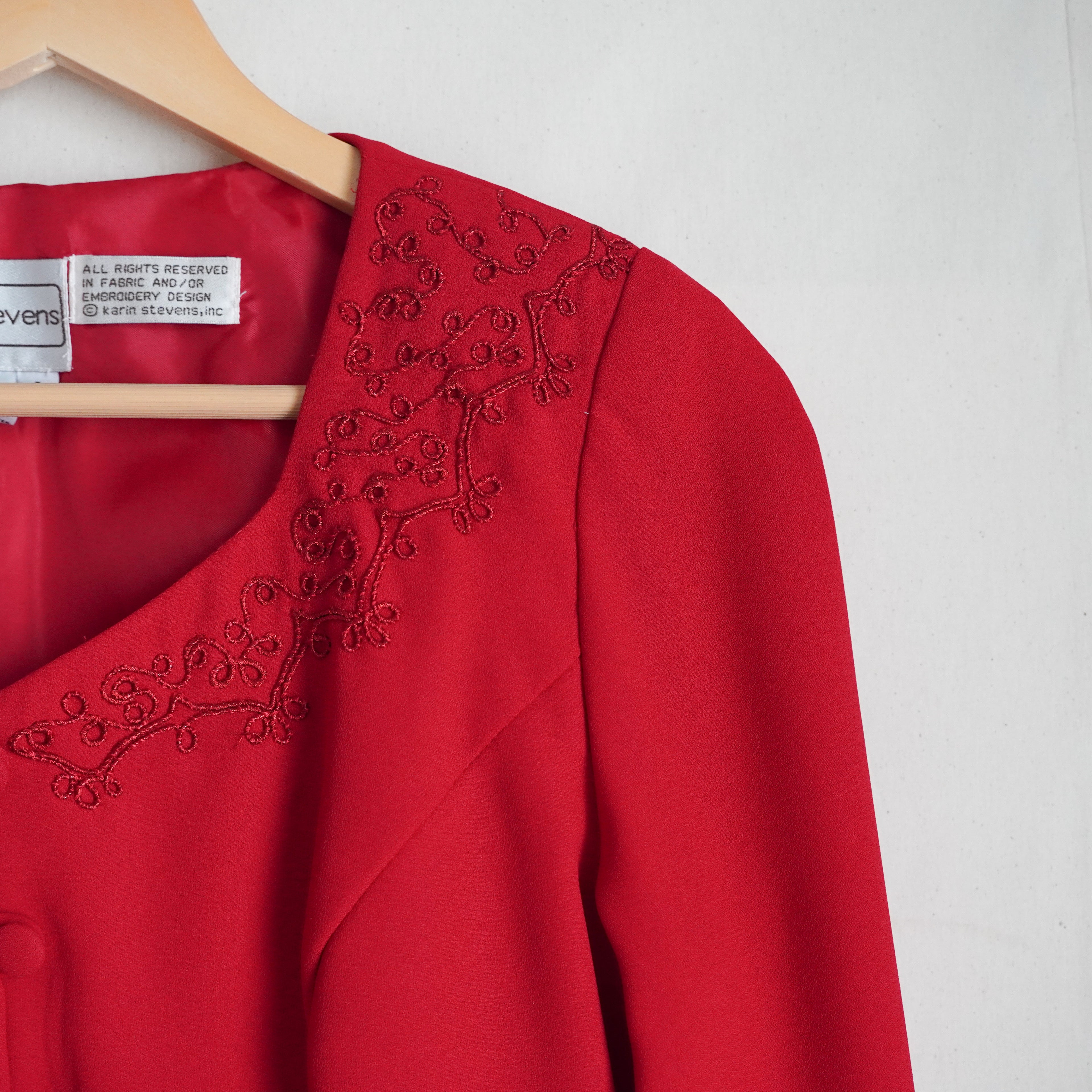 Vintage Karin Stevens Red Embroidered Cropped Jacket Blazer Size 6
