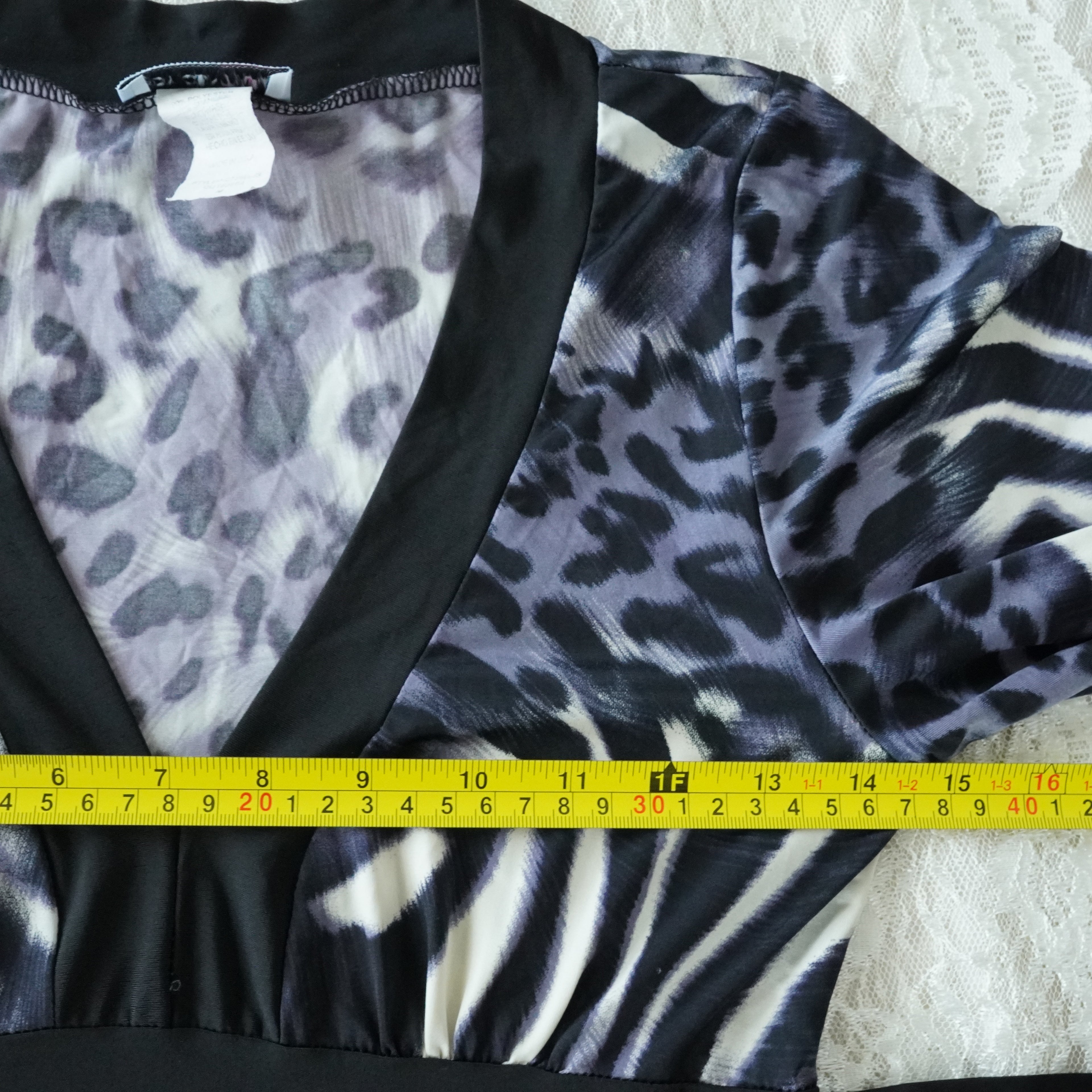 Body Central Animal Print Bell Sleeve Mini Dress | Empire Waist | Made in USA | Medium