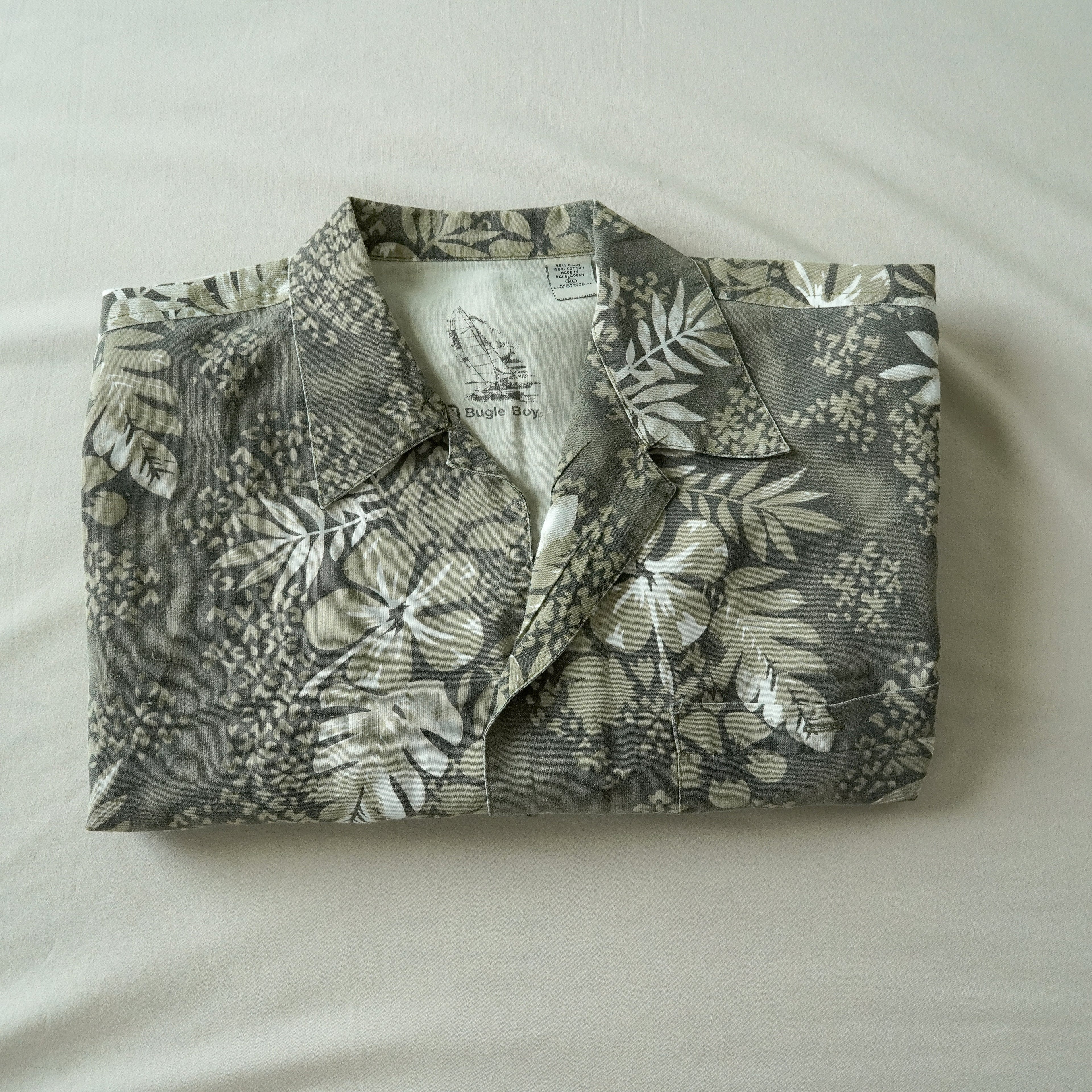 Vintage Bugle Boy Hawaiian Camp Shirt Gray Floral Ramie Cotton Button-Up | XL