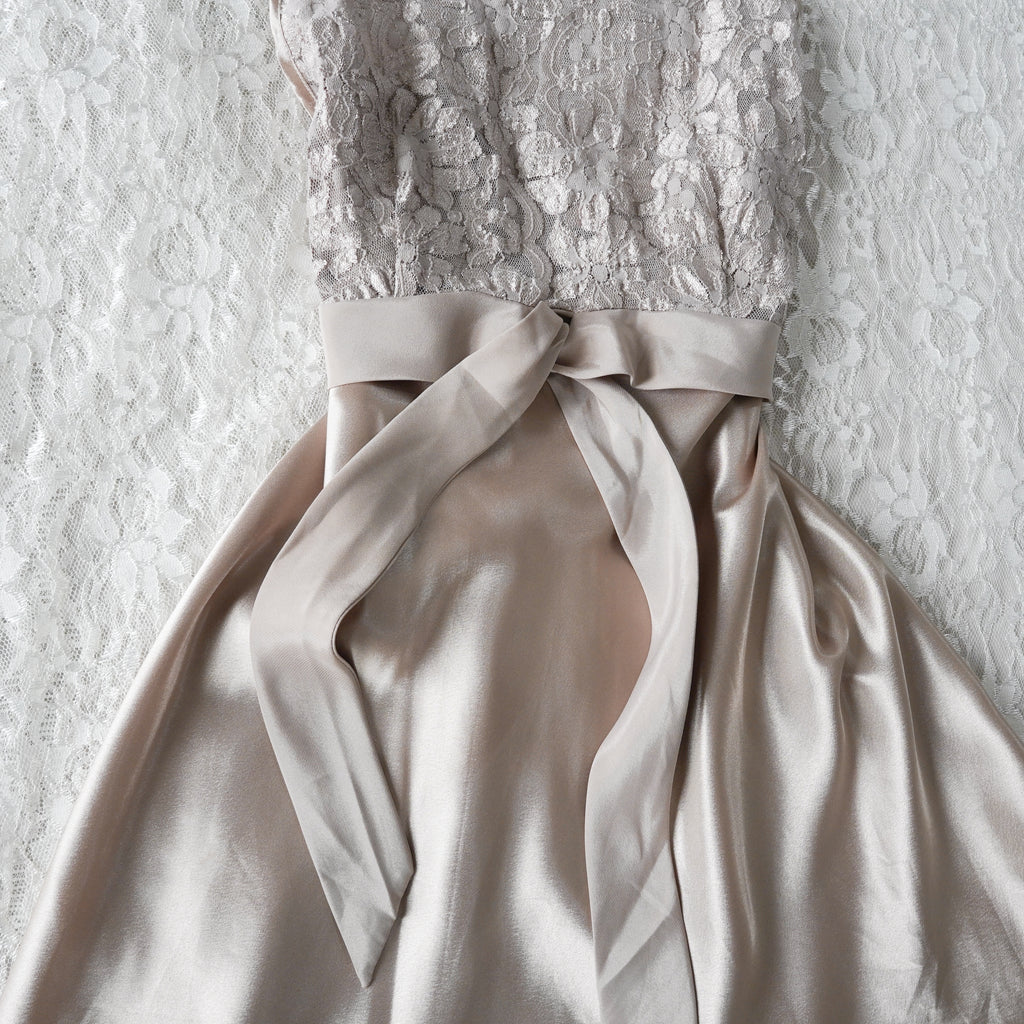 California Dynasty Expressions Satin Lace Dress | Y2K | Small
