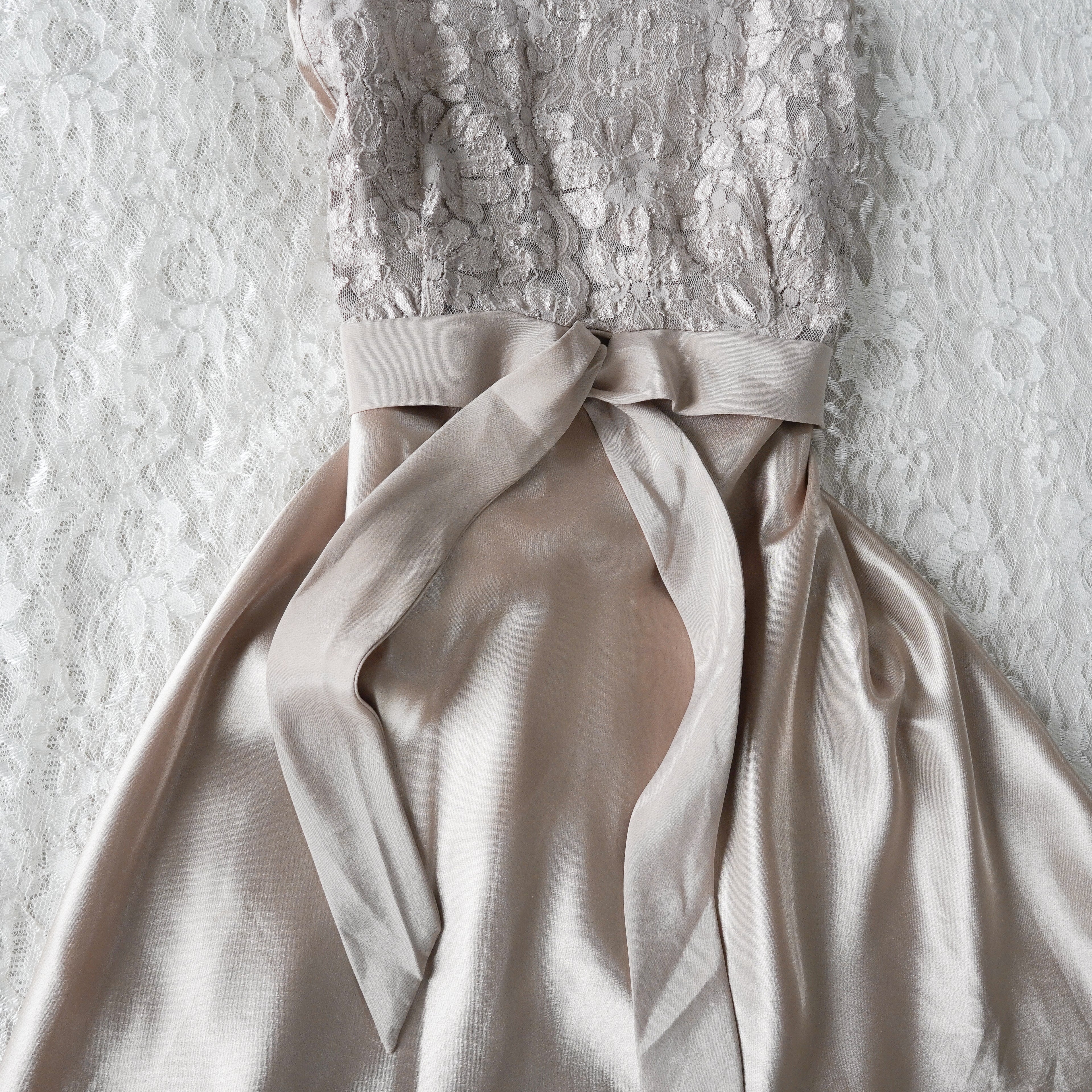 California Dynasty Expressions Satin Lace Dress | Y2K | Small