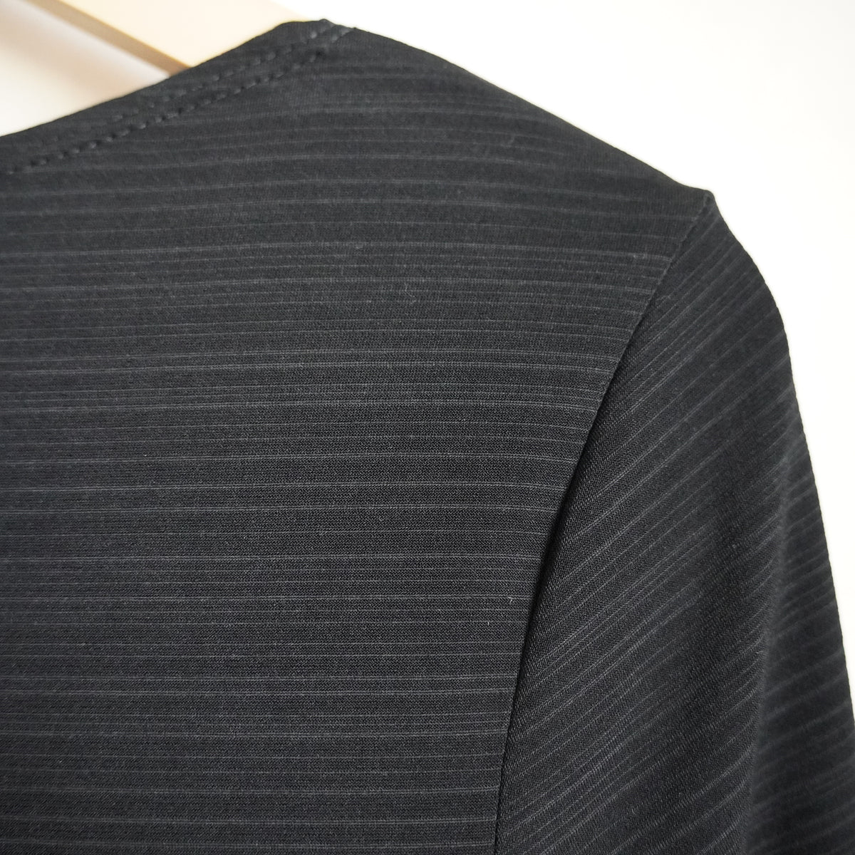 Y2K iZ Byer California Black Cowl Neck Halter Beaded Going Out Top M NWT