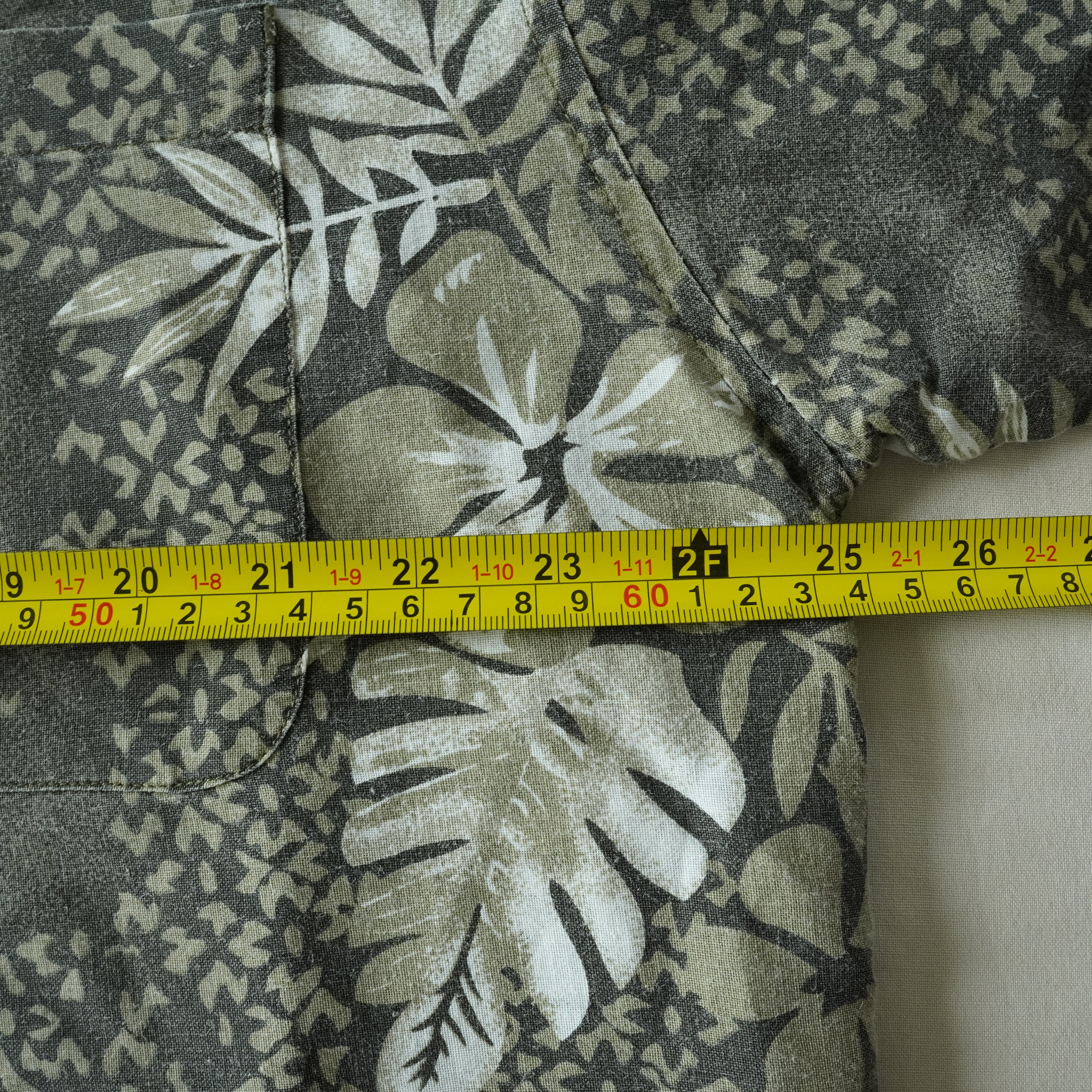 Vintage Bugle Boy Hawaiian Camp Shirt Gray Floral Ramie Cotton Button-Up | XL