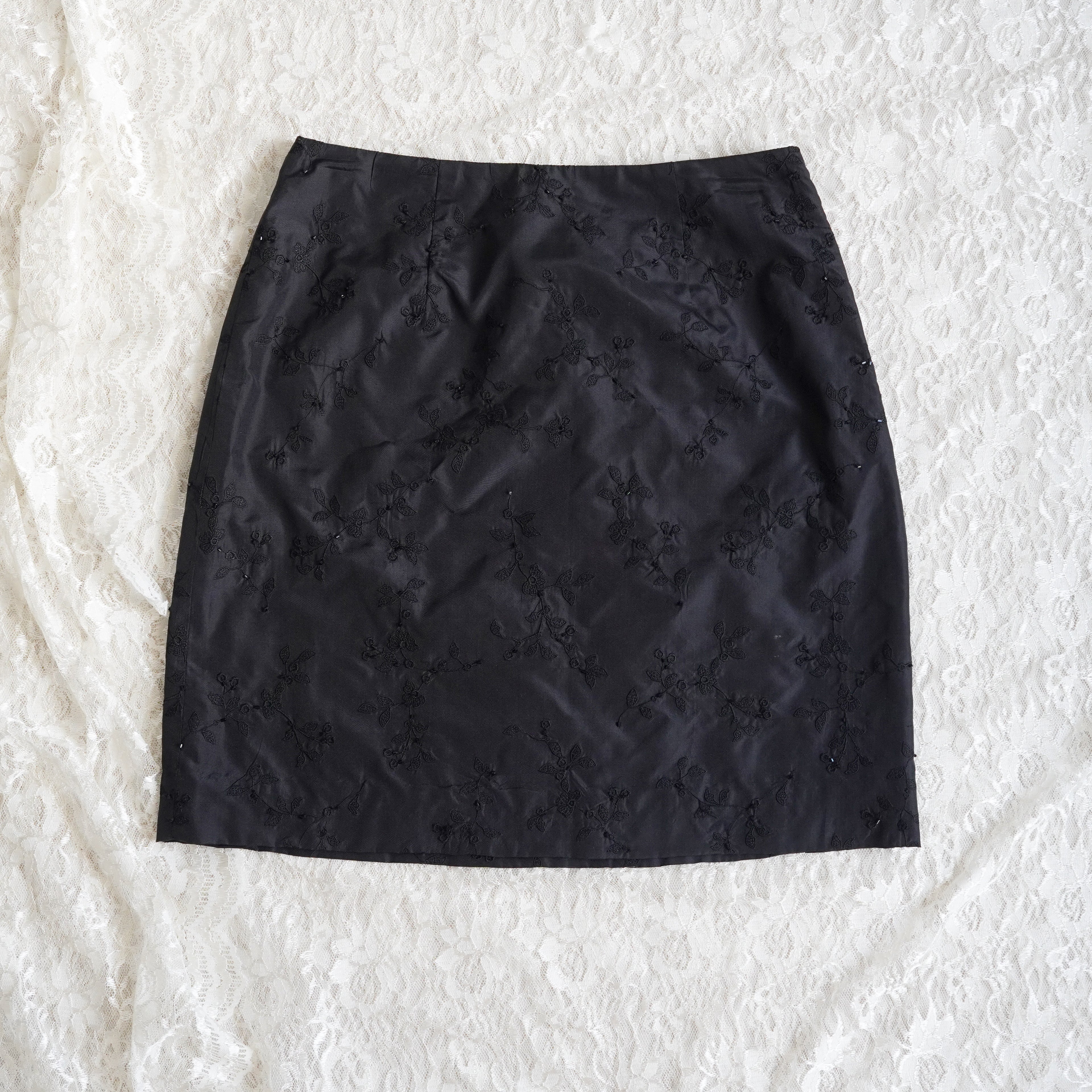 Ann Taylor Silk Embroidered Pencil Skirt