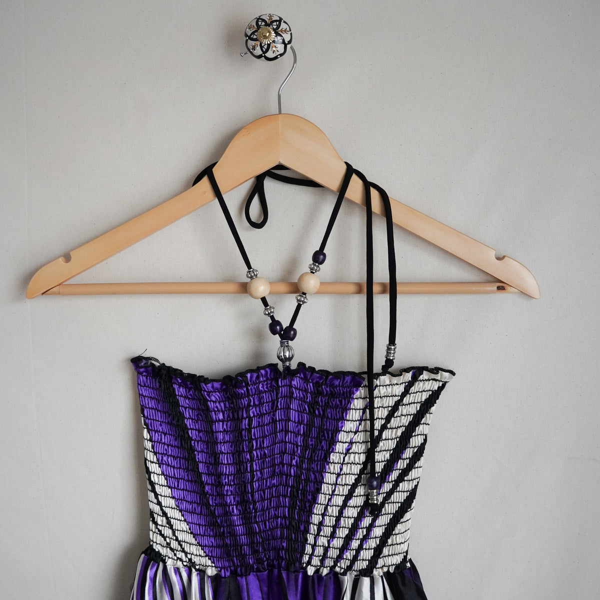 123 Handkerchief Hem Halter Dress Beaded Tie Neck | Y2K | Small