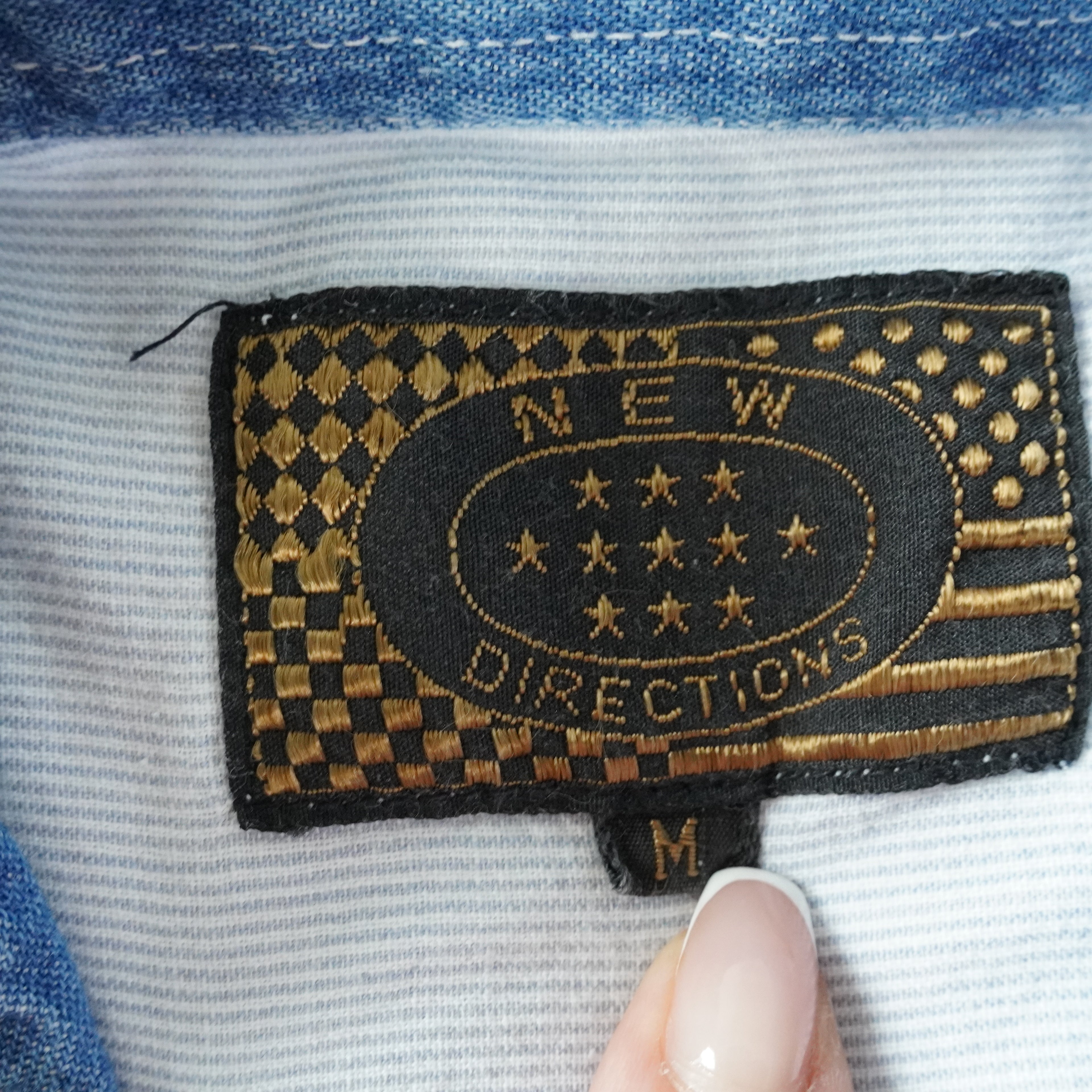 Vintage 90s New Directions Embroidered Patchwork Denim Collar Button-Up Shirt | Medium