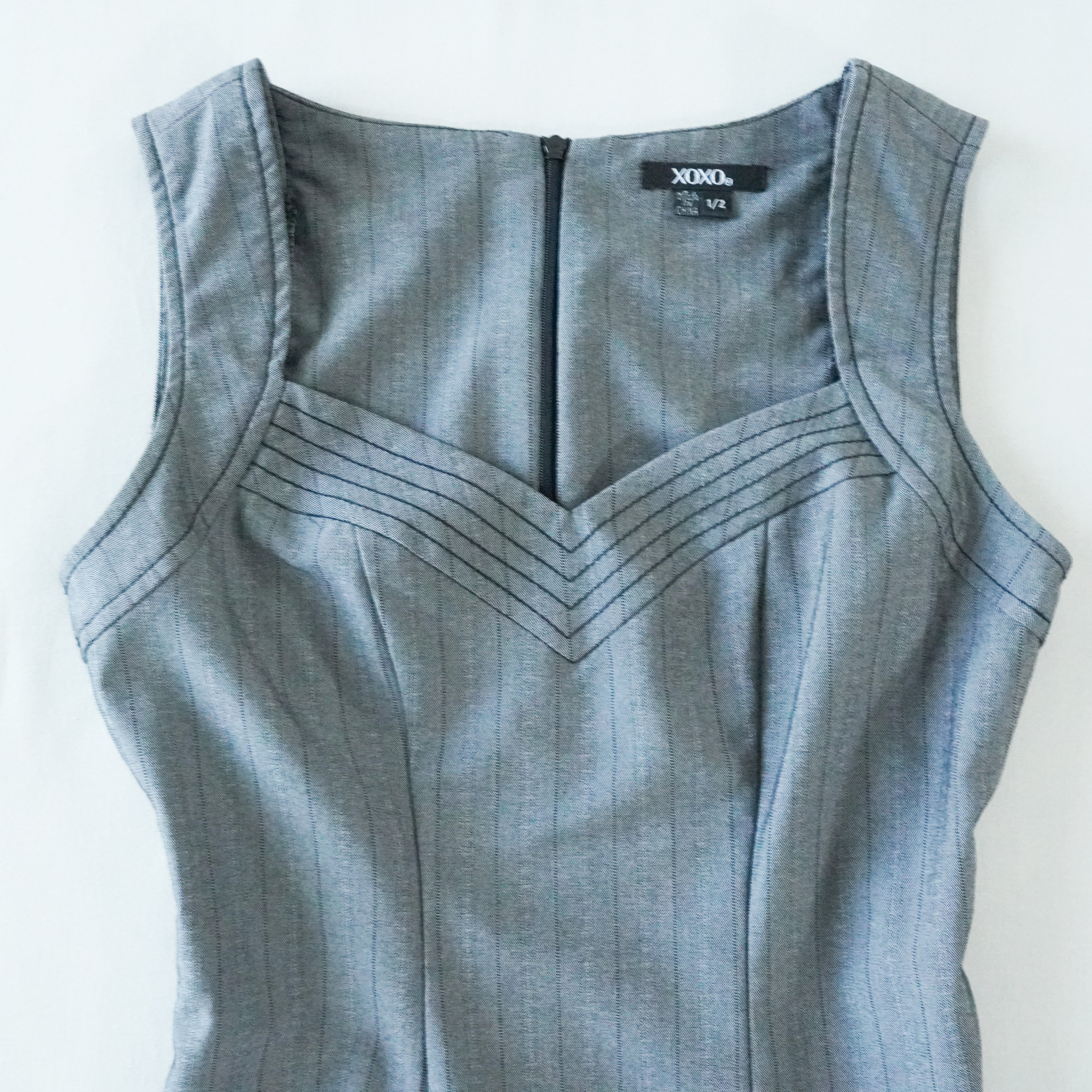 XOXO Gray Pinstripe Sheath Dress | Y2K | Size 1/2