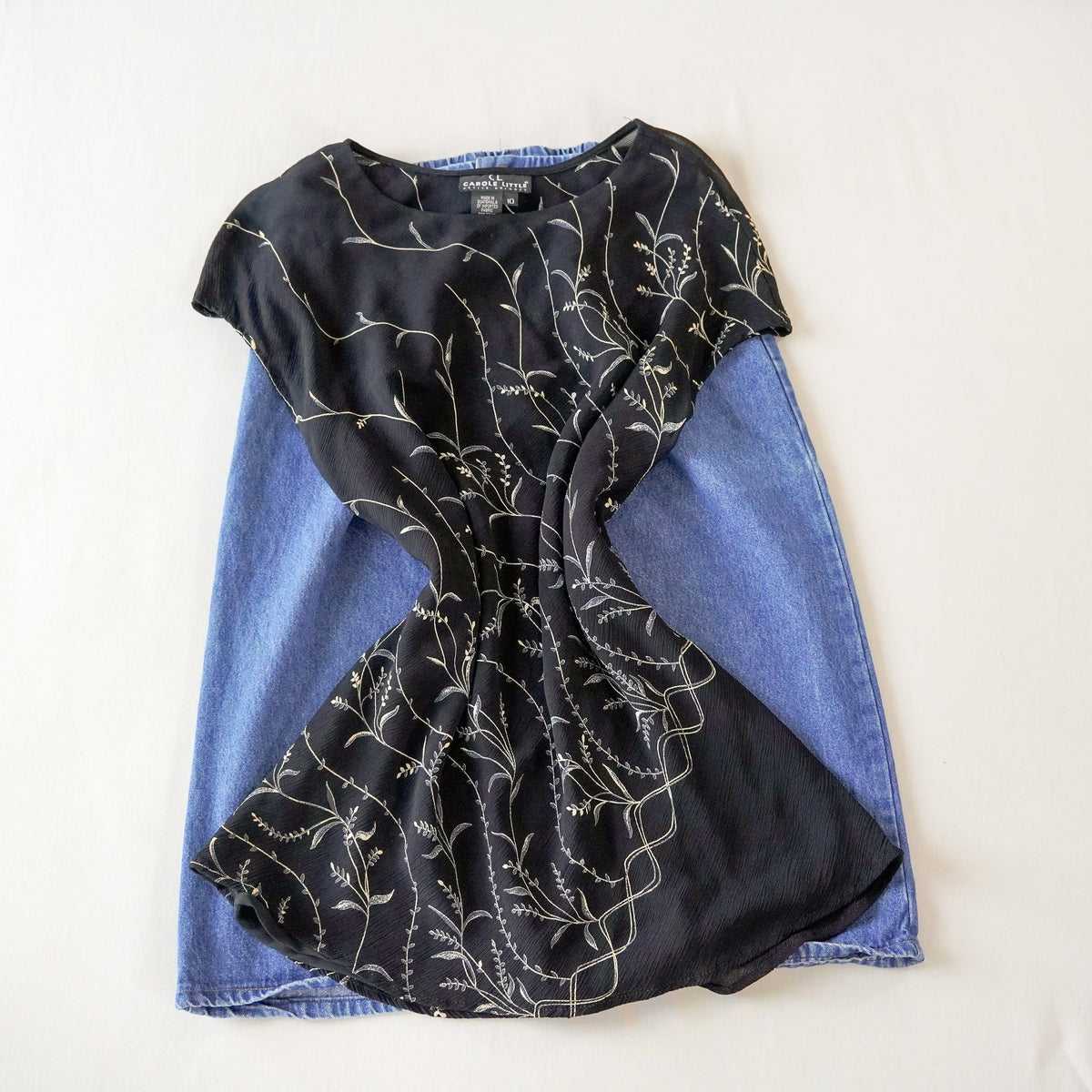 Carole Little Petite Floral Embroidered Blouse | Vintage | Size 10